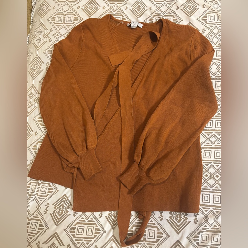 FAVLUX Warm Orange Knit Wrap-Around Top. Sweater. Women’s(L)
Long cuffed sleeves